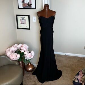 Marciano Elegant Black Strapless Dress